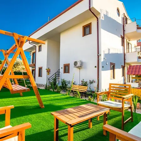 Aparthotel Bahce 2*